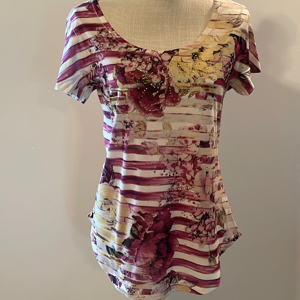 NWOT World Unity Short Sleeved Top